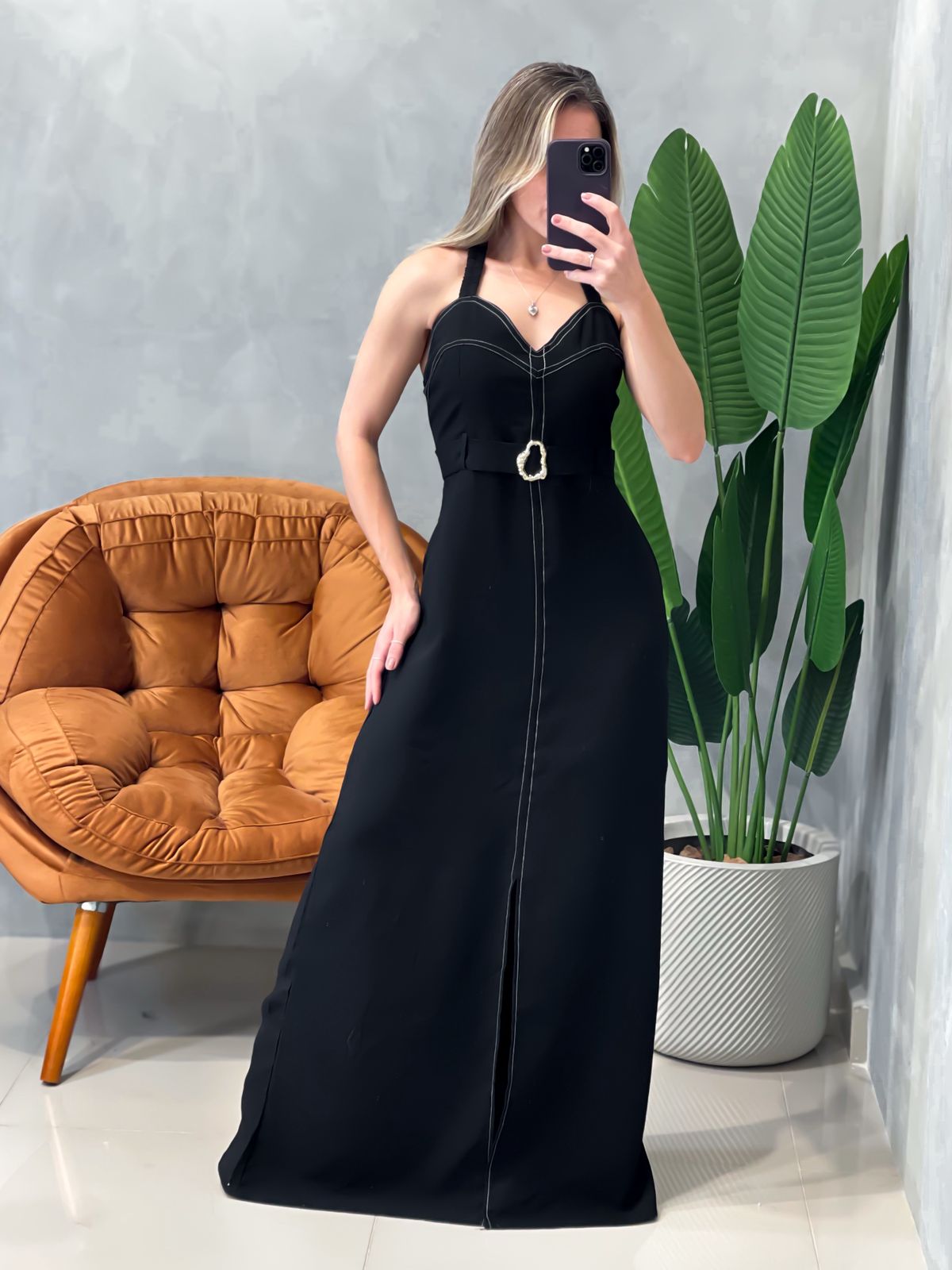 Vestido Longo Edvania em Alfaiataria Sensoriale com Alça e Fenda