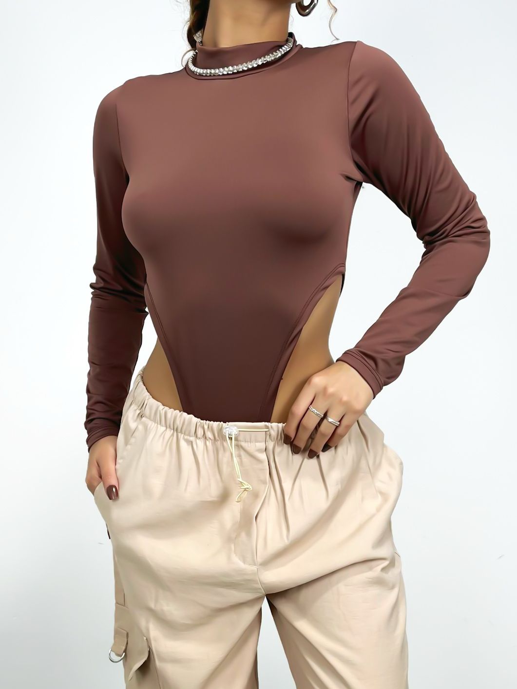 Body Feminino Cavado Manga Longa