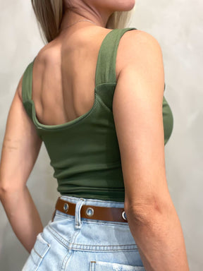 Cropped Feminino de Alça com Decote Redondo