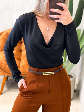 Body Feminino em Suplex Manga Longa com Gola Boba