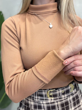 Blusa Feminina em Ribana Térmica Manga Longa com Gola Alta