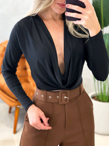 Cropped Manga Longa com Gola Boba