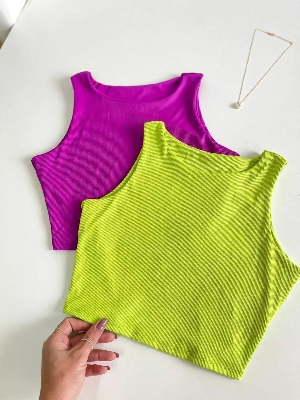 Cropped Feminino em Ribana Zara