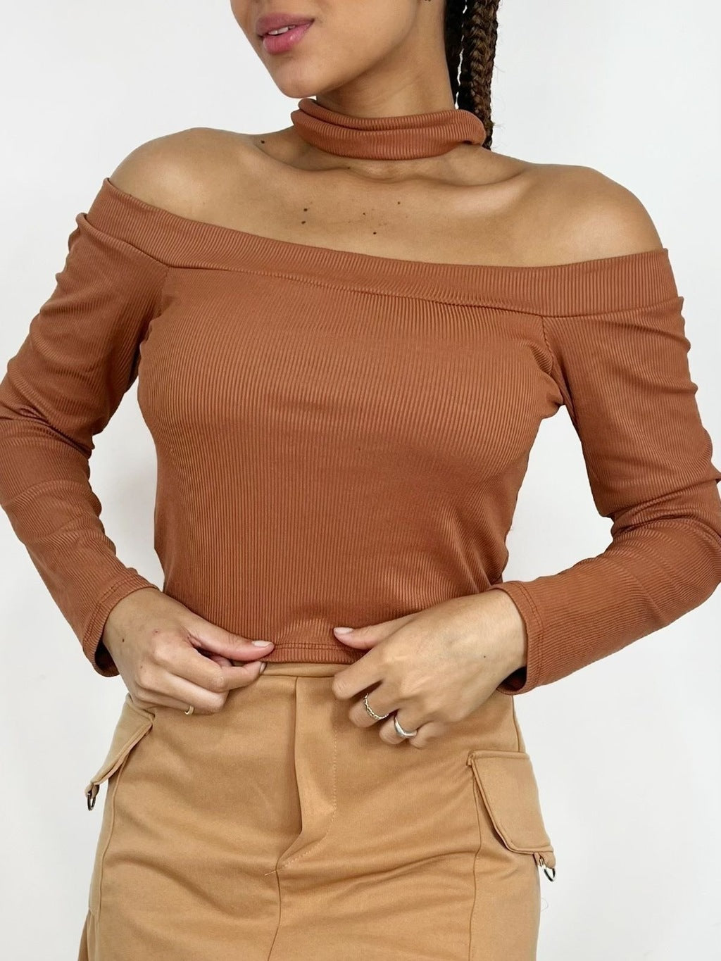 Cropped Feminino Manga Longa Costa Única com Gola