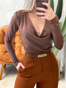 Body Feminino em Suplex Manga Longa com Gola Boba