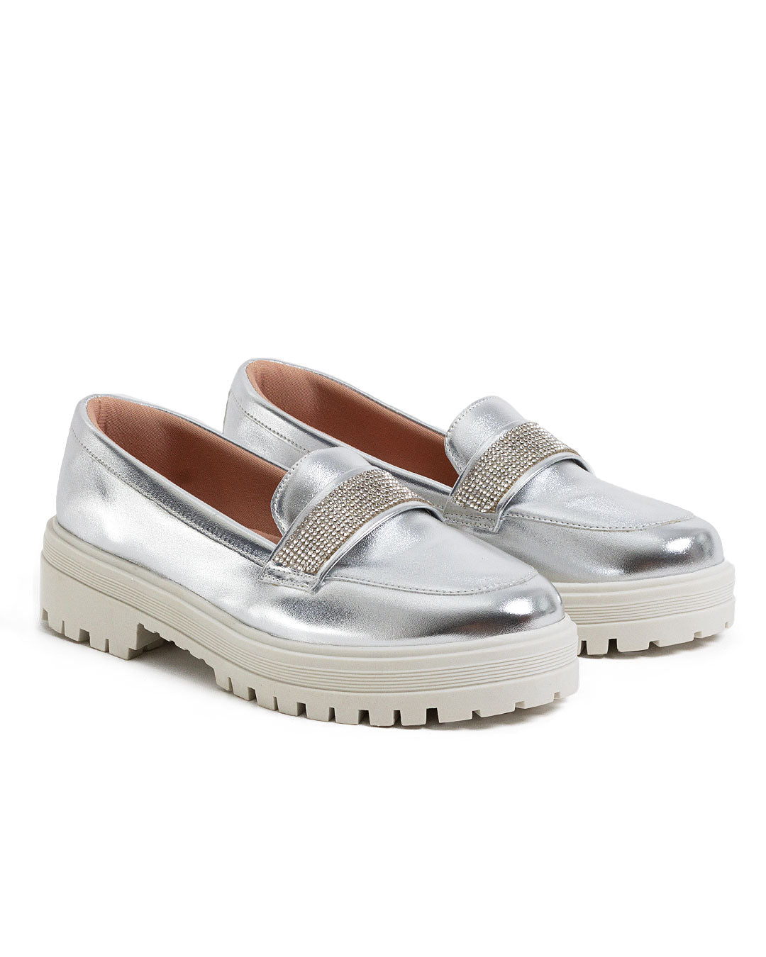 Loafer Feminino Tratorado em Napa Prata com Strass