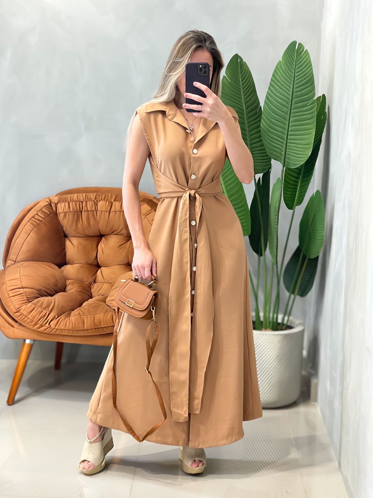 Vestido Longo Juliete em Alfaiataria Sensoriale com Botões e Amarração