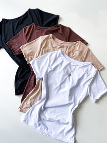 Blusa em Suplex Manga Curta com Gola Canoa