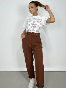 Calça Feminina Skinny em Alfaiataria