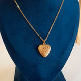Colar Relicário Coração Banhado a Ouro 8K